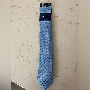 NWT IZOD Boys Necktie
